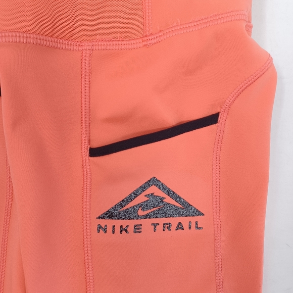 Nike Epic Luxe Trail Running Leggings - Picture 6 of 10